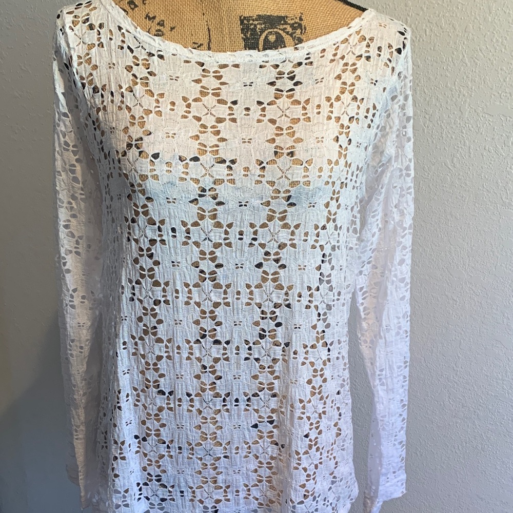 Nally & Millie White Lace Long Sleeve Top